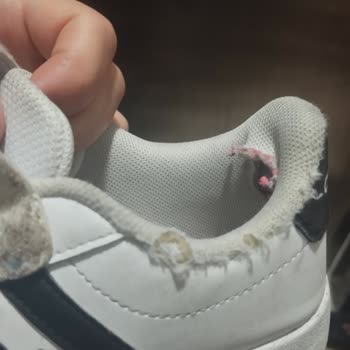 İn Street Mağazasında Adidas Çocuk Ayakkabısının Yırtılması Ve Garanti Reddi