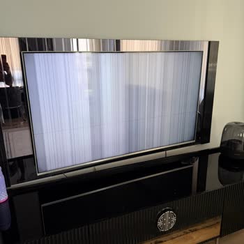 Philips 58PUS8507 Panel Arızası, 6 Ay Garanti Ve 21 Bin TL Tamir Şikayeti