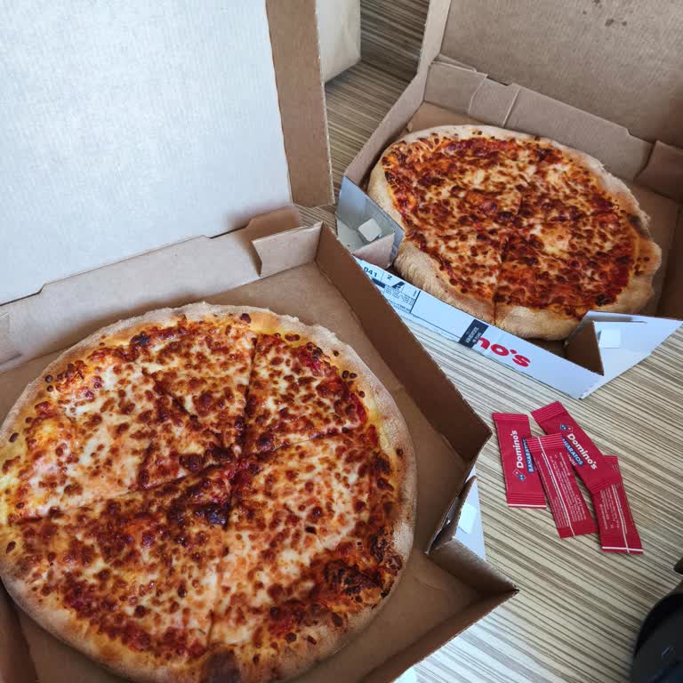 Yanlış Pizza Ve Eksik Yoğurtlu Sos İçin Ücret İadesi Talebi