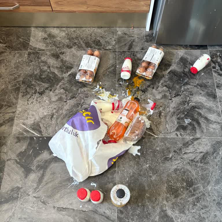 Getir’in Yanlış Ambalajlaması Sonucu Fiziksel Yaralanma Ve Maddi Kayıp
