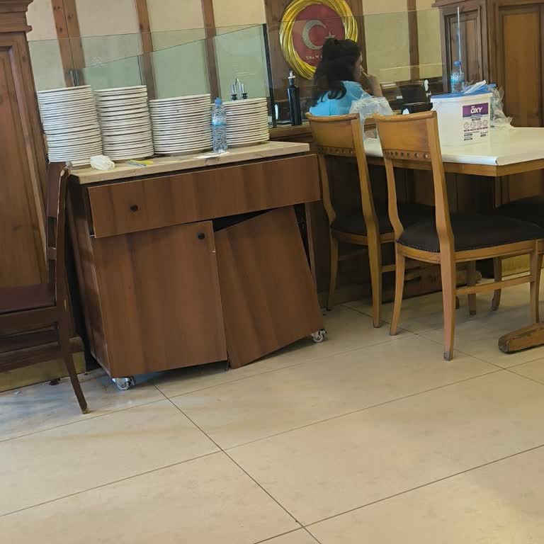 Yüksek Fiyatlı Yemekte Yıkık Dökük Ortam: İmam Çağdaş Gaziantep Şubesinde Hayal Kırıklığı