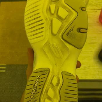 Skechers Kadın Kışlık Spor Ayakkabısının İç Ve Yan Kısımlarındaki Açılma Ve Deformasyon Sorunu