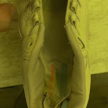 Skechers Kadın Kışlık Spor Ayakkabısının İç Ve Yan Kısımlarındaki Açılma Ve Deformasyon Sorunu