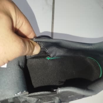 Adidas Erkek Spor Ayakkabısında Hızlı Yırtılma Ve Değişim Reddi
