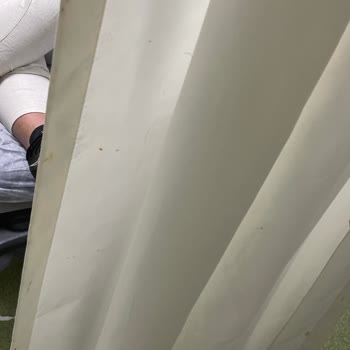 Acil Serviste Uzun Bekleme Süresi Ve Yetersiz Hijyen