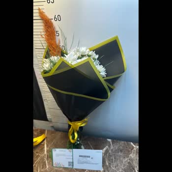 Çiçek Sepeti Görseldeki Buketle Uyuşmayan Çiçek, Solmuş Ve Özensiz, Müşteri Hizmetlerinden Cevap Yok