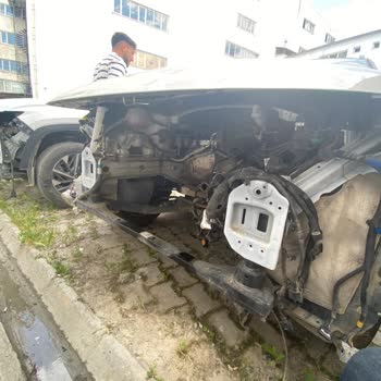 Hyundai Tucson Motor Arızası İçin 13 Gün Serviste Bekleyiş Ve İkame Araç Yok