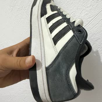 Adidas Ayakkabımda Renk Solması Ve İç Yırtık, Değişim Talebim Reddedildi
