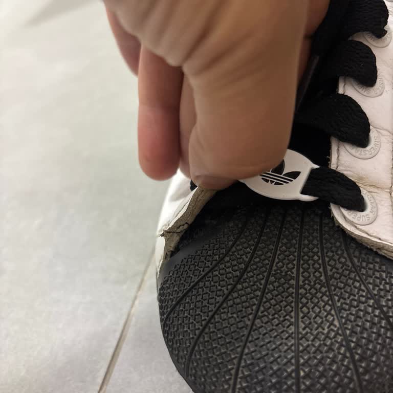 Adidas Superstar 2 Ayakkabısında Kısa Sürede Açılma Ve Garanti Reddi