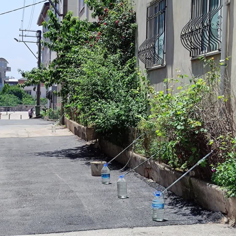 Yol İşgaline Son Ve Ambulans Geçişinin Sağlanması İçin Acil Belediye Müdahalesi