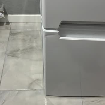 Kurulumda Hasarlı Buzdolabı Kapak Teslimi Ve Değişim Talebi