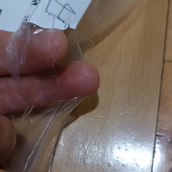 Eksik Parçalar Ve Kırık Sandalye İçin Hızlı Çözüm Talebi