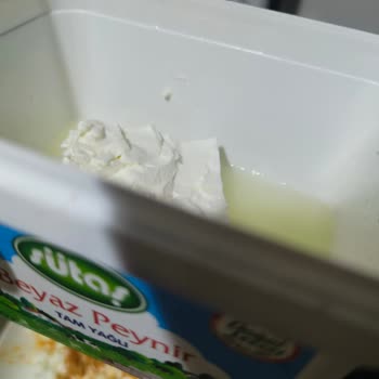 Sütaş Ayran Ve Beyaz Peynirde Metalik Tat Şikayeti