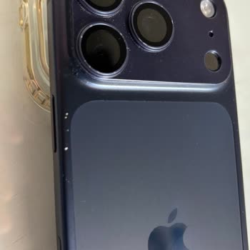 Media Markt'tan Aldığım İPhone 17 Pro'da Renk Atma, Garanti Kapsamında Değişim Talebi