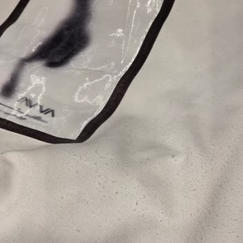 Aynı Koşullarda Tek Tişörtte Yoğun Tüylenme, Mağaza Üretim Hatasını Reddetti