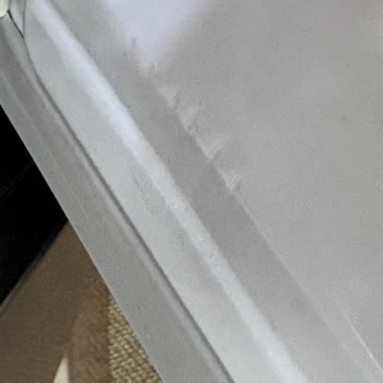 Arçelik Buzdolabının Kapı Lastiği Arızası Ve Yetersiz Servis Şikayeti