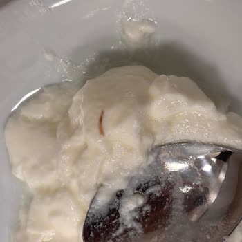 Activia Yoğurtta Yabancı Madde Ve Güven Kırılması