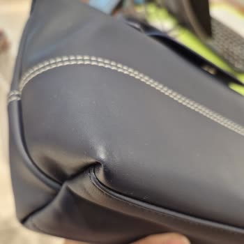 Longchamp Çantasının Uzun Süre Bekletilip Yetersiz Onarılması