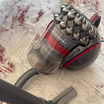 Dyson Süpürge Borusundan Hava Kaçırma Sorunu Ve Değişim Talebi