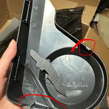Hawk Gaming'de Kırık Plastik Parçalı Koltuk Teslimatı Ve İlgisiz Müşteri Hizmeti