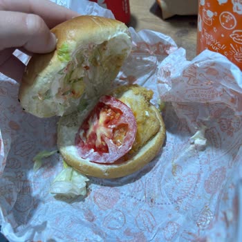 Popeyes Sent Me a Completely Different Order and Uber Eats Rejected All Four of My Refund Requests