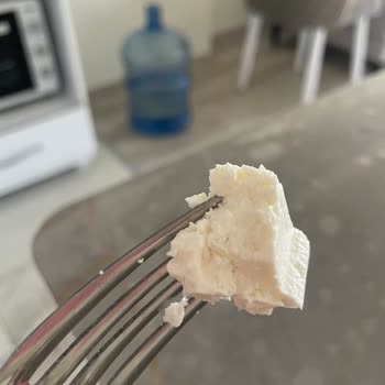 Sütaş Beyaz Peynirde Kıl Benzeri Yabancı Madde Bulunması