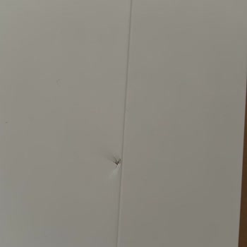 Teslim Edilen Gardırop Kapak Hasarı İade Süresi Gerekçesiyle Reddedildi