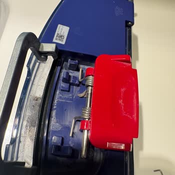 Dyson Spot+ Su Haznesi Mandalı İlk Kullanımda Kırıldı: Parça Hatası Ve Garanti Talebi
