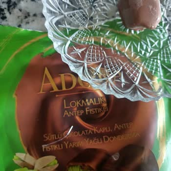 BİM'de Aldığım Adora Dondurmanın İçinden Çıkan Plastik Parça