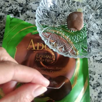 BİM'de Aldığım Adora Dondurmanın İçinden Çıkan Plastik Parça