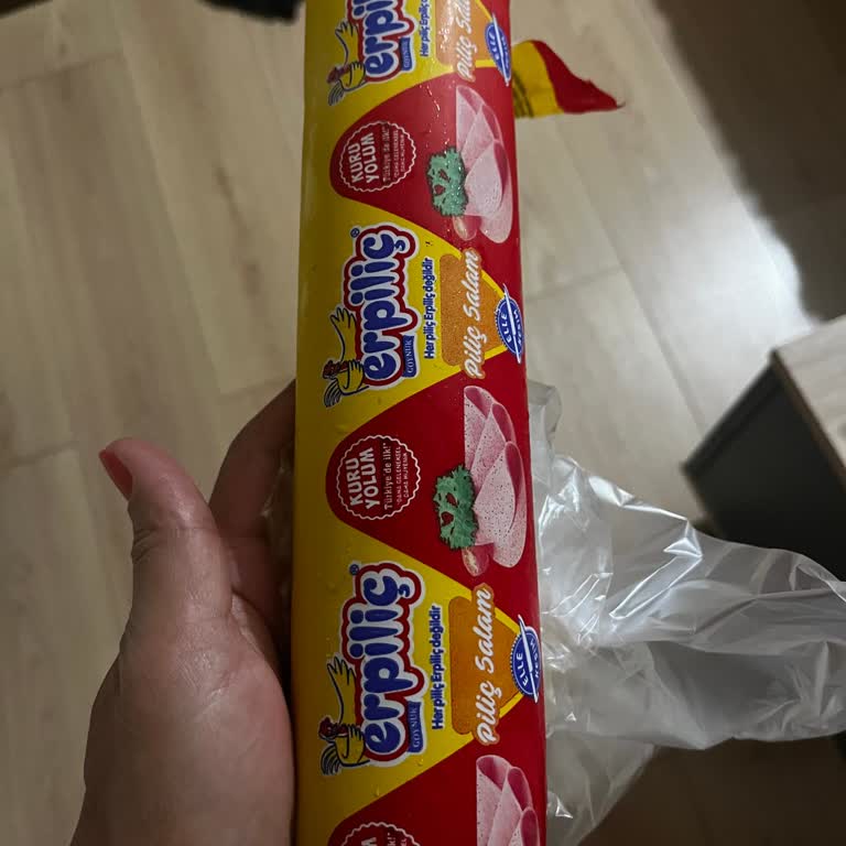 Erpiliç Salamı Bozulmuş, Sağlık Endişesi Ve Güven Kaybı