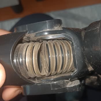 Hortum Yırtılan Süpürge İçin Garanti Kapsamında Ücretsiz Parça Değişimi Talebi