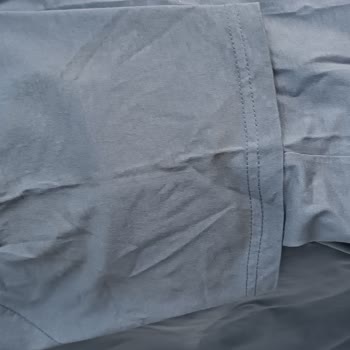 Solicito Cambio de Camiseta Lee Cooper por Diferencia en el Color