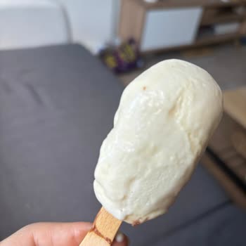 Magnum Mini Badem Dondurmalarındaki Pütürlü Yapı Sağlık Endişesi Ve Maddi Kayıp