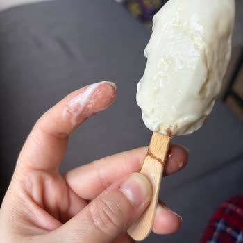 Magnum Mini Badem Dondurmalarındaki Pütürlü Yapı Sağlık Endişesi Ve Maddi Kayıp