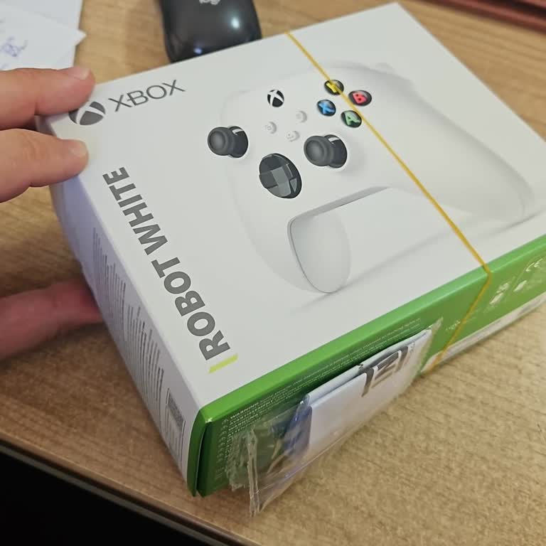Açık Kutulu Xbox Gamepad Değişiminde Uzun Bekleme Ve İlgisiz Müşteri Hizmeti