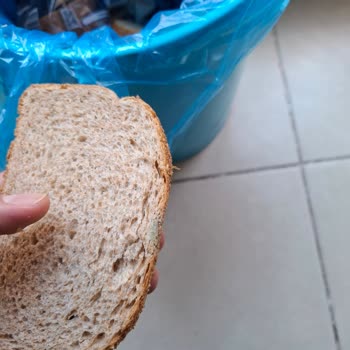 UNO Ekmek Ekmekte Küflenme Sorunu Güveni Sarsıyor