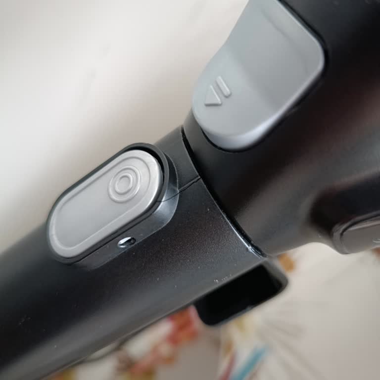 Bosch Dikey Süpürge Sapı Tekrar Kırıldı, Kalıcı Çözüm Talebi