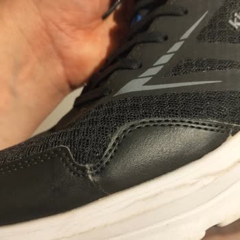 FLO Outlet'ta Garanti Kapsamındaki Ayakkabının Dikiş Sorunu Kullanıcı Hatası Olarak Reddedildi