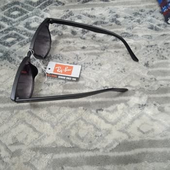 Gardrops'ta Kusurlu Rayban Gözlük Ve İade Reddi