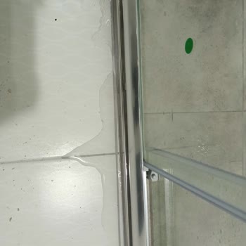 Evim Dekor'da Hatalı Montaj Ve Faturasız Ödeme Sonrası Müşteri Mağduriyeti