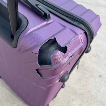 Personelinin Yanlış Yönlendirmesi Ve Rapor Eksikliği Nedeniyle Bagaj Hasar Talebim Reddedildi