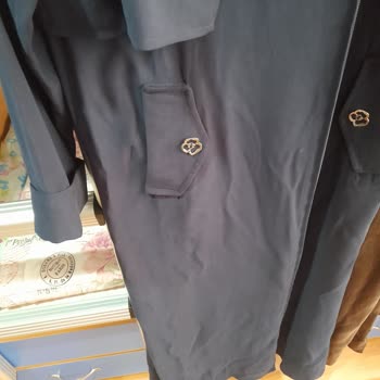 Kayseri Tekbir Giyim’de Ütülenmeyen Pardösüler Ve Kırıcı Personel Tavrı