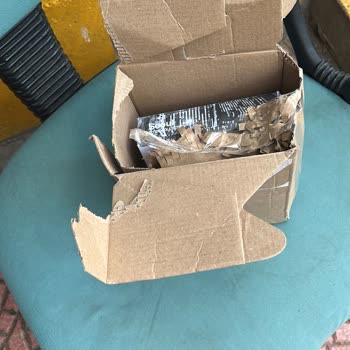 Eksik Parfüm Ve Hasarlı Kargo Sorunu