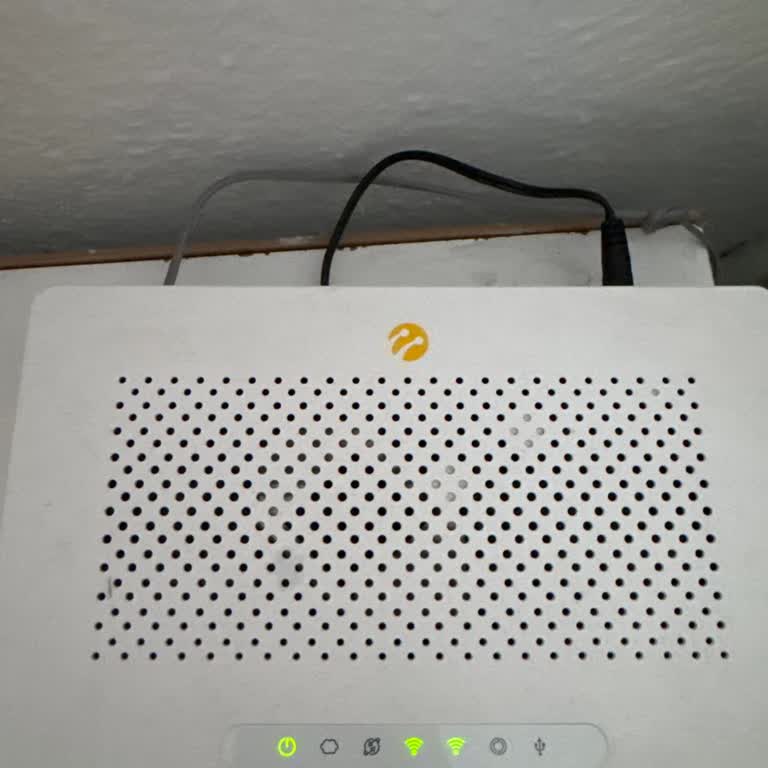 Superonline'dan Uzun Süreli İnternetsiz Kalma Ve Çözüm Bulamama
