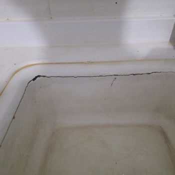 TOKİ Evinde Lavabo Kaçak Ve Tavan Sızıntısı İçin Hasar Tadilatı Talebi