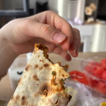 Lahpimadecun Lahmacundan Saç Çıktı!