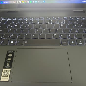 Touchpad Arızası Ve Kasa Çizikleri İçin Garanti Kapsamında Ücretsiz Değişim Talebi