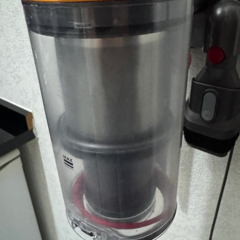 Dyson V15 Detect Toz Haznesi Contası Düşmüş Garanti Kapsamında Ücretsiz Onarım Talebi