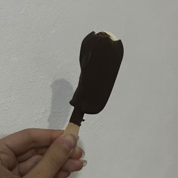 Migros Magnum Mini Dondurmasının Yarım Dolu Gelmesi